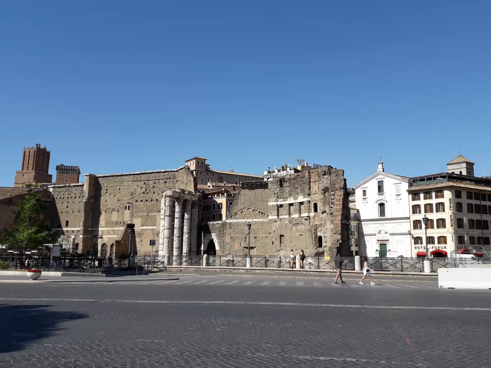 Photo of Spagna, Rome, Metropolitan City of Rome, Italy by Priya Saxena