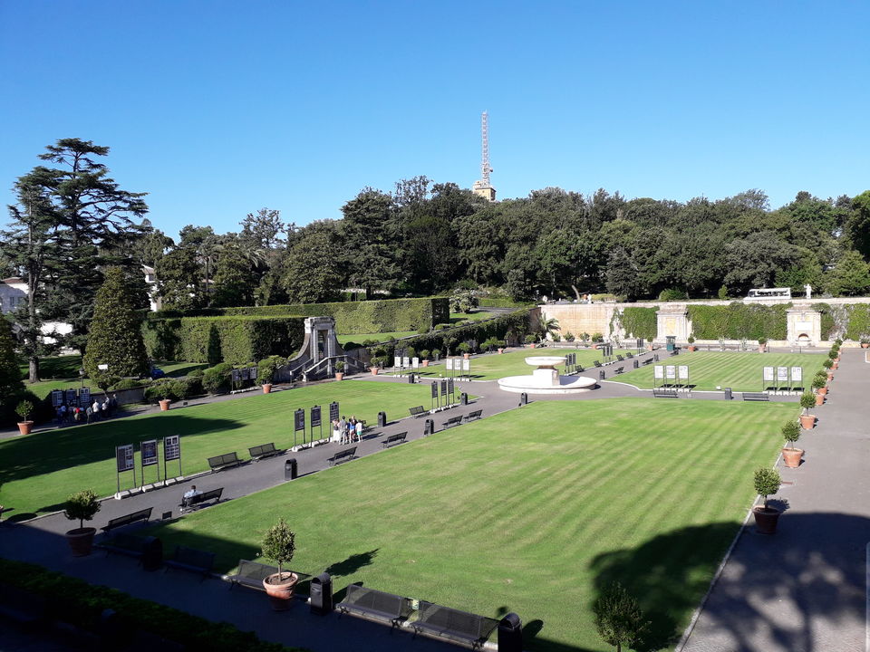 Photo of Vatican Museums, Viale Vaticano, Rome, Metropolitan City of Rome, Italy by Priya Saxena