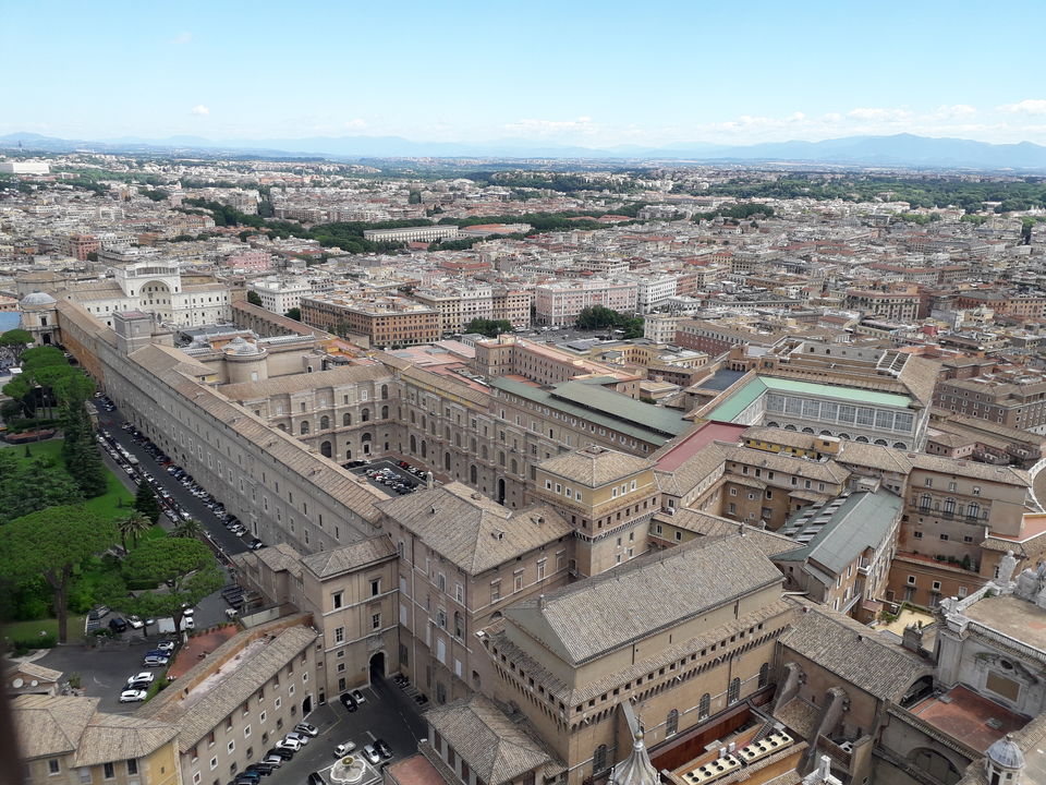 Photo of St. Peter's Basilica, Piazza San Pietro, Vatican City by Priya Saxena