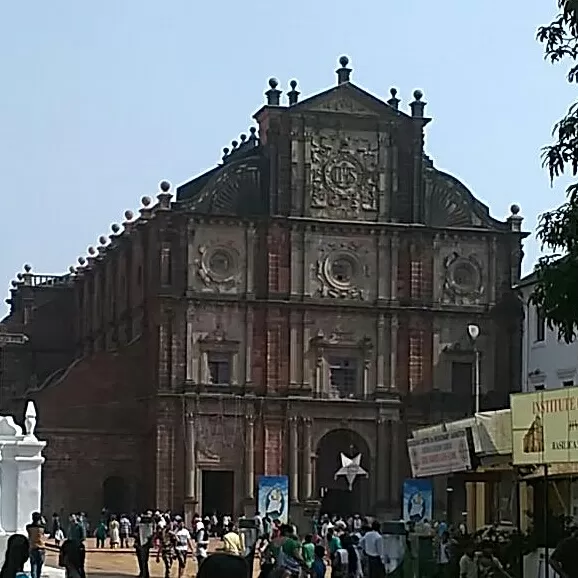 Photo of basilica of the bom jesus by srinath
