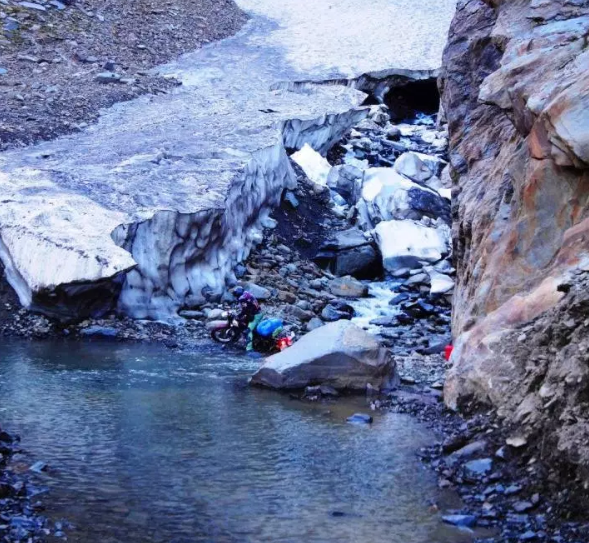 Photo of Himalayan Ballbuster 2/8 by johnny b