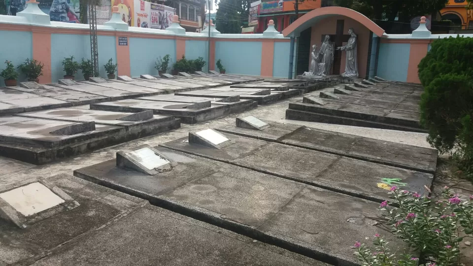 Photo of Abinash Mukherjee Road, Hooghly, India by Lipika's World 