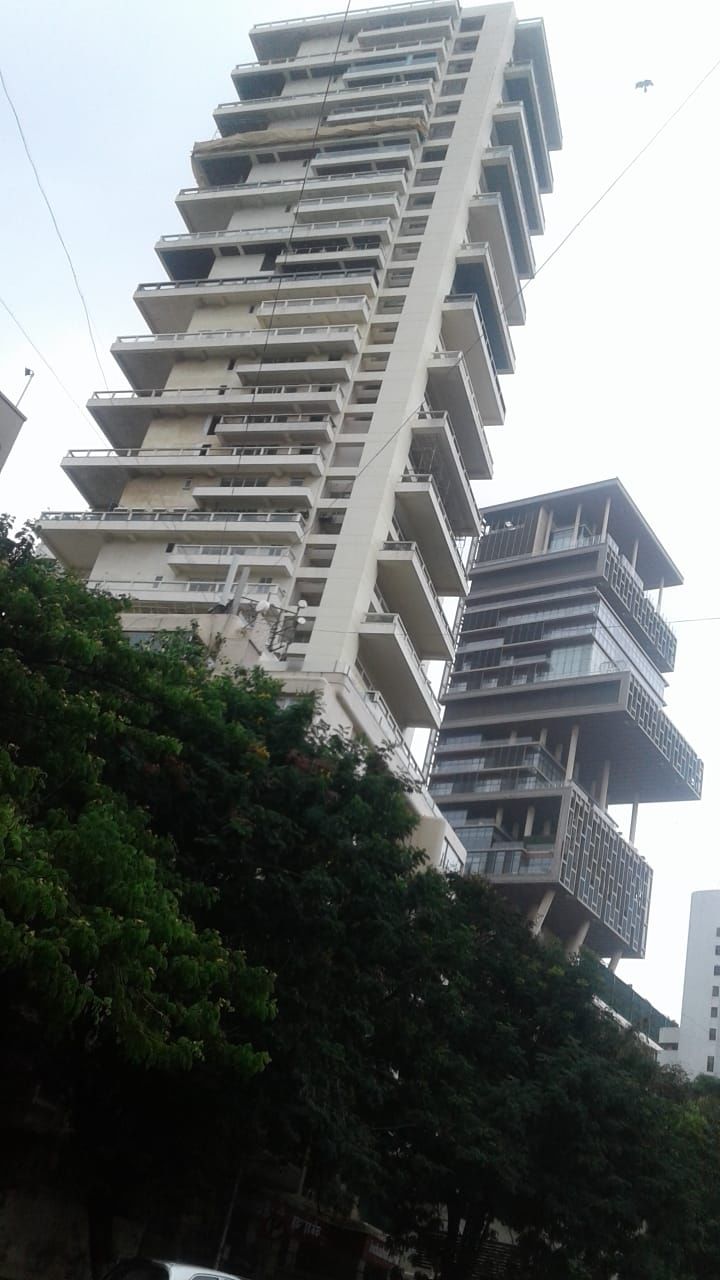 Photo of Antilia by Bansal Chandresh