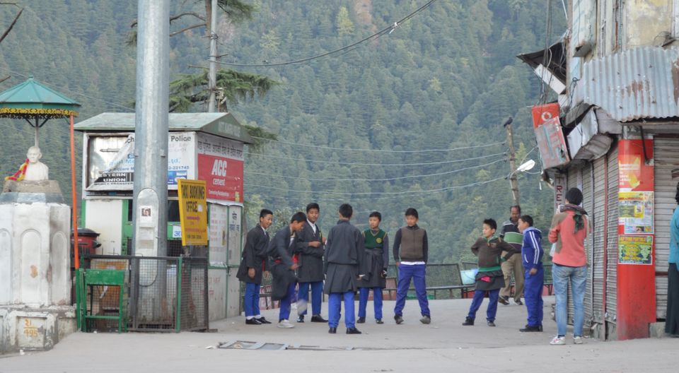 Photo of Bir, Triund, Mcleod: "Aur kitna chalna hai -> bas thoda aur " 2/23 by Vijendra Budiyal