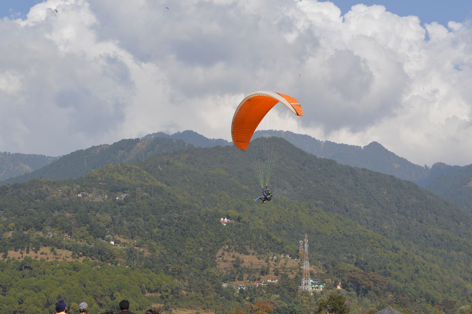 Photo of Bir, Triund, Mcleod: "Aur kitna chalna hai -> bas thoda aur " 13/23 by Vijendra Budiyal