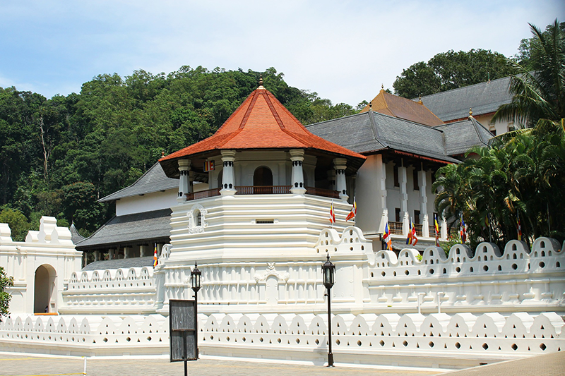 Photo of The Temple of the Sacred Tooth Relic in Sri Lanka by Ceylon Hunt