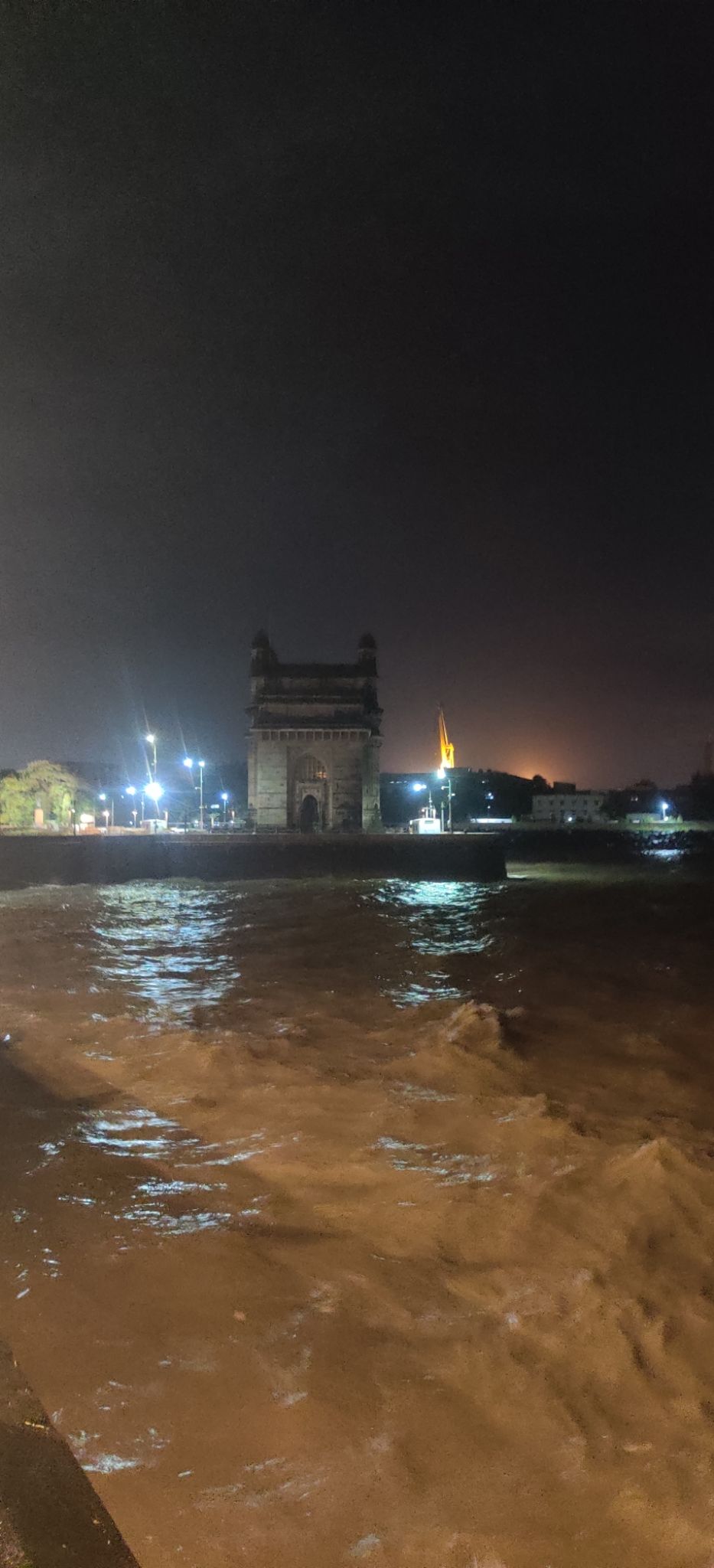 Photo of Marine Lines by Prashant Jain
