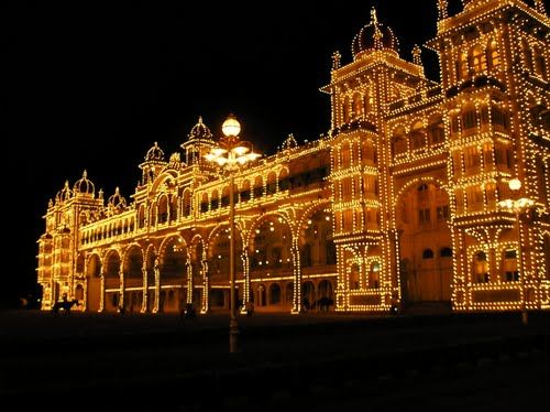 Photo of Mysore Palace, Mysore, Karnataka, India by Aishwarya Venugopal