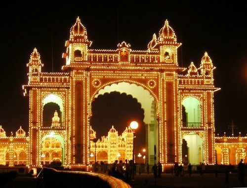 Photo of Mysore Palace, Mysore, Karnataka, India by Aishwarya Venugopal