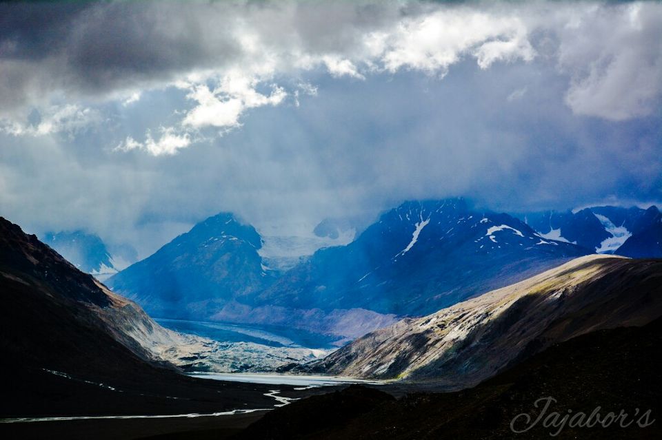 Photo of The Middle Land-V 8/11 by Bikashjyoti Pathak