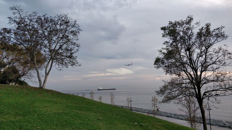Photo of Şenlikköy Mahallesi, Aqua Florya, Yeşilköy Halkalı Caddesi, Bakırköy/Istanbul, Turkey by Vaibhav Annam