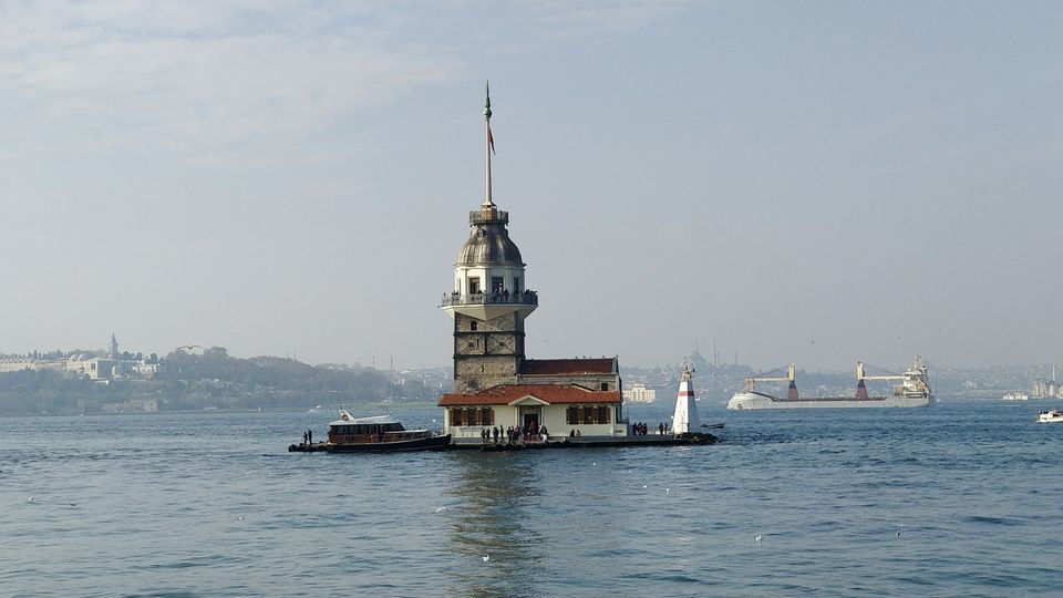 Photo of Salacak Mahallesi, Maiden's Tower, Üsküdar/Istanbul, Turkey by Vaibhav Annam