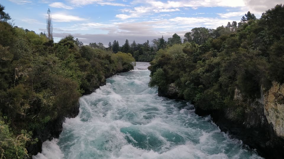 Photo of Huka Falls, Wairakei, New Zealand by Vaibhav Annam