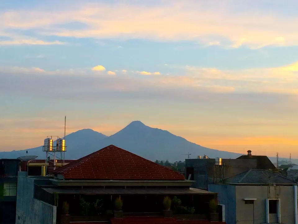 Photo of Mount Merapi, Suroteleng, Central Java, Indonesia by Nor Amanah