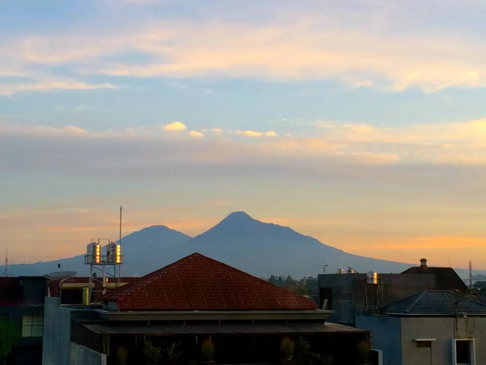 Photo of Mount Merapi, Suroteleng, Central Java, Indonesia by Nor Amanah