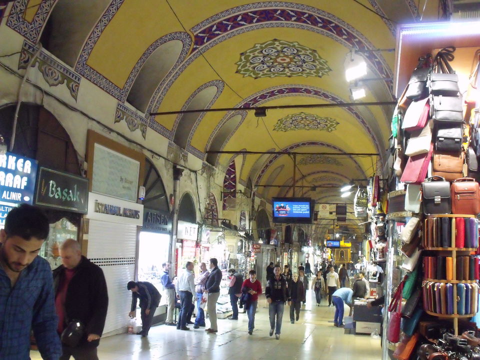 Photo of Kapalı Çarşı, İstanbul, Turkey by Elena