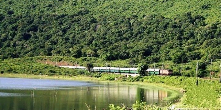 Photo of टॉप रेल मार्ग यात्रा इन इंडिया। by KRIPA YADAV