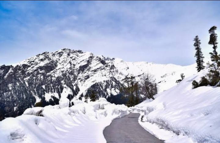 Photo of Kullu Manali के टॉप पर्यटन स्थल। by KRIPA YADAV
