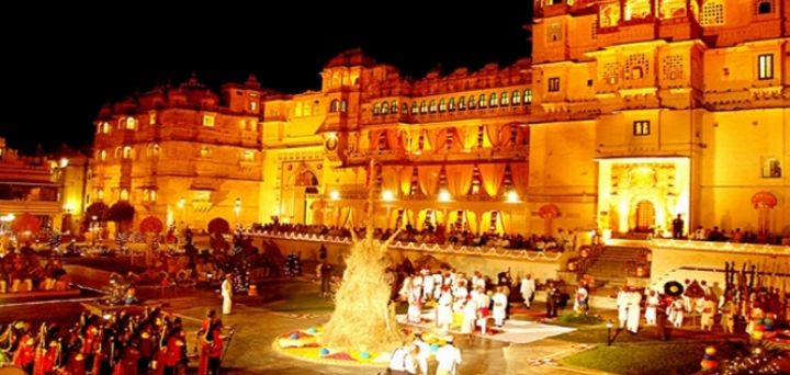 Photo of HOLI TRAVEL: इस साल होली का त्योहार मनाने का प्लान बनाएं ,इन 5 फेमस जगहों पर। by Kosha Yadav