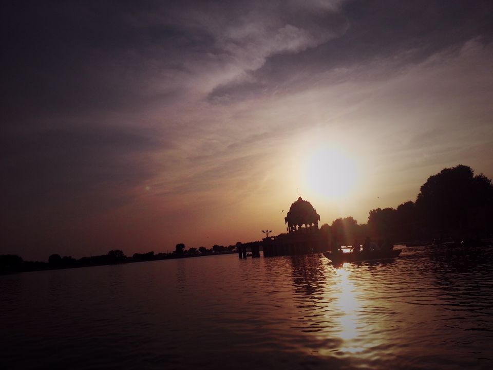 Photo of Sunset By The Heritage Lake by Rashmi Prasanna