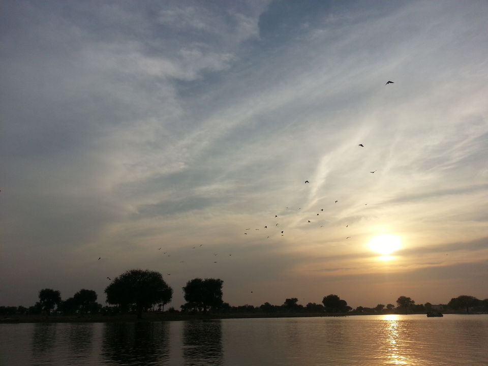 Photo of Sunset By The Heritage Lake by Rashmi Prasanna