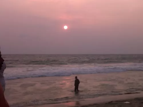 Photo of Varkala Beach, Kerala, India by Deepanwita Mitra Sengupta