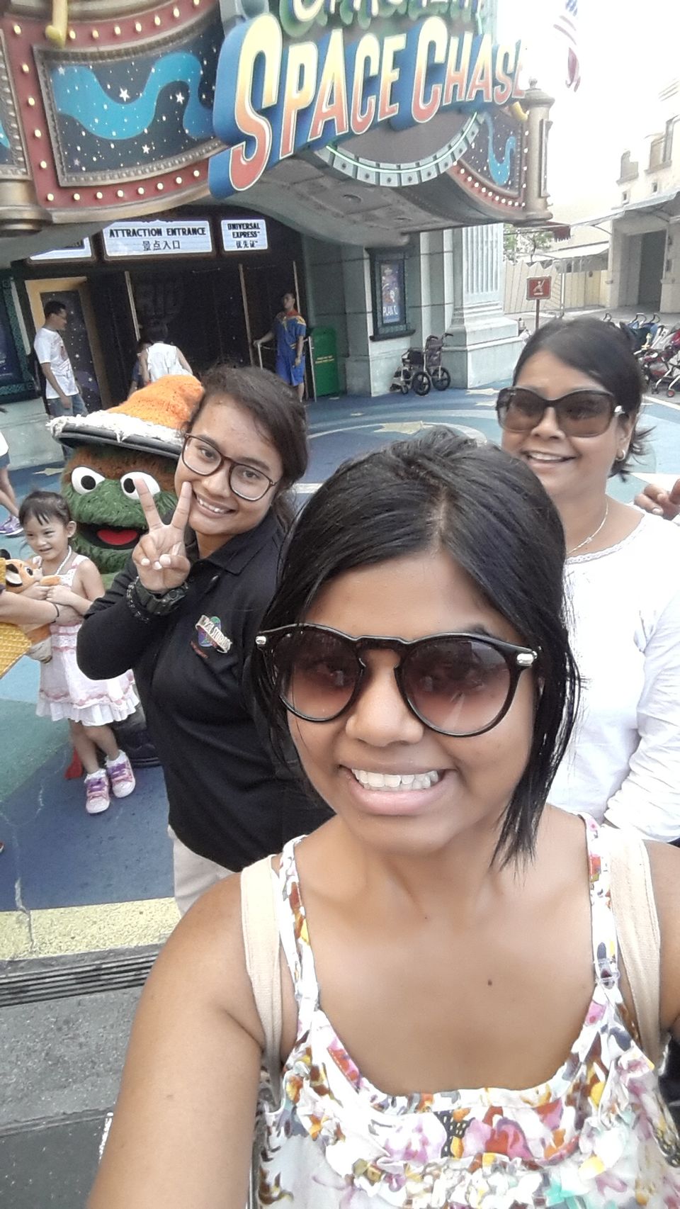 Photo of Coz it's Universals! 15/16 by Garima Ujjainia