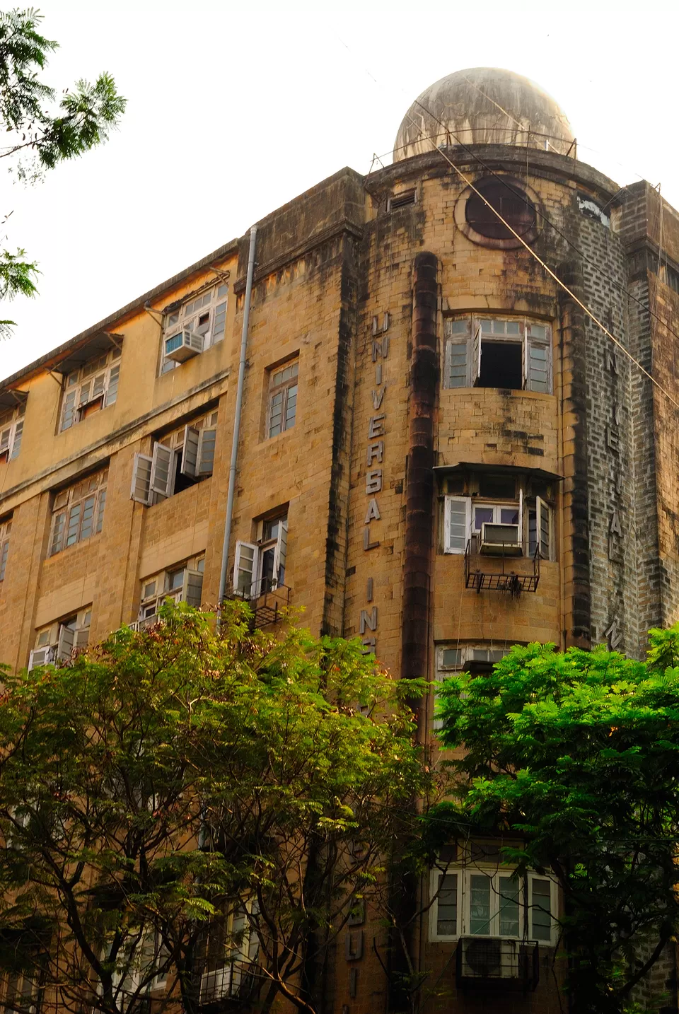 Photo of Fort Mumbai, Kala Ghoda, Mumbai, Maharashtra, India by Neehar Mishra