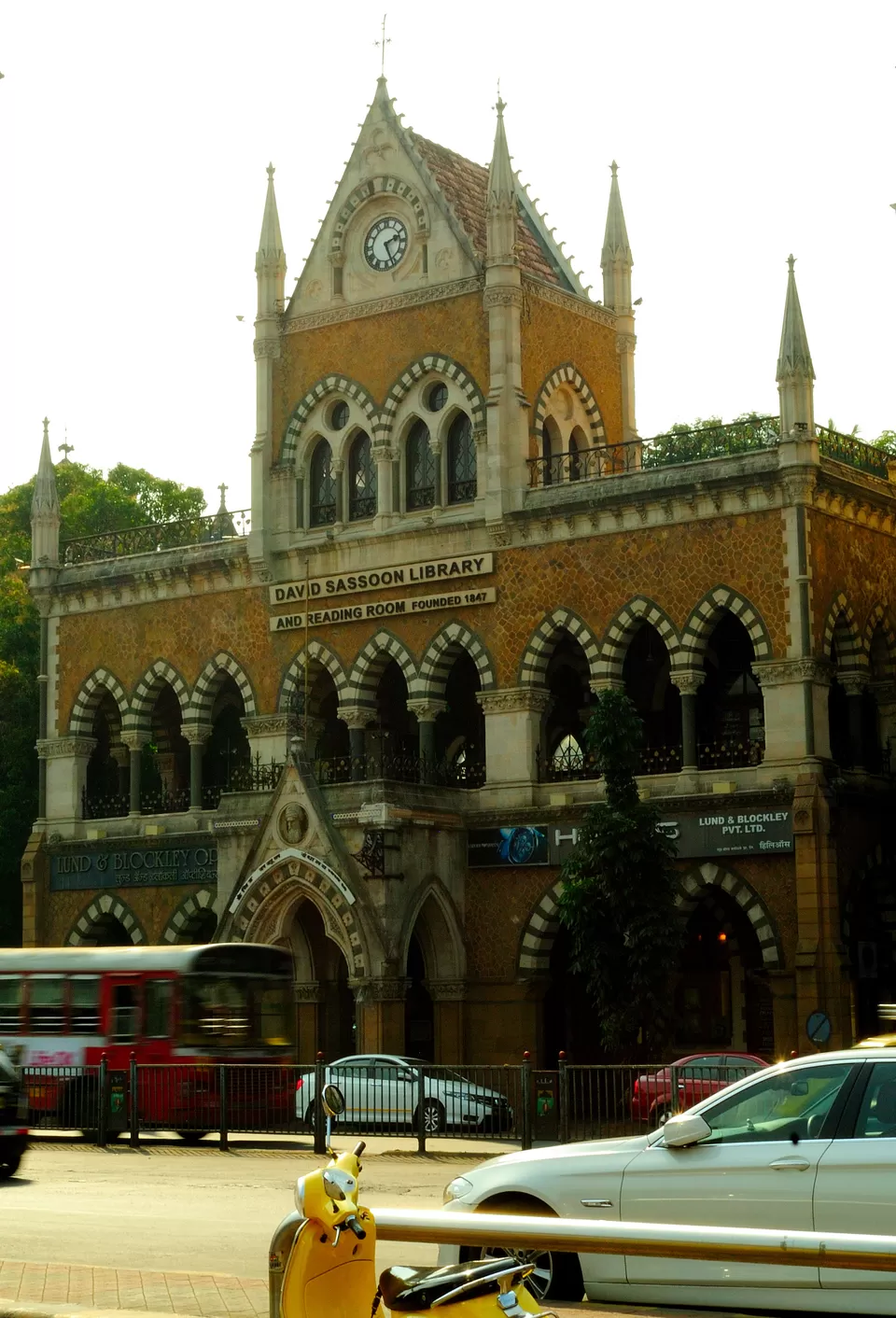 Photo of Fort Mumbai, Kala Ghoda, Mumbai, Maharashtra, India by Neehar Mishra