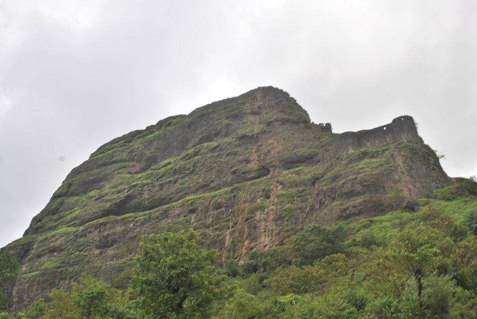 Photo of Lohagad Fort, Lonavala 3/46 by Daya Parulekar
