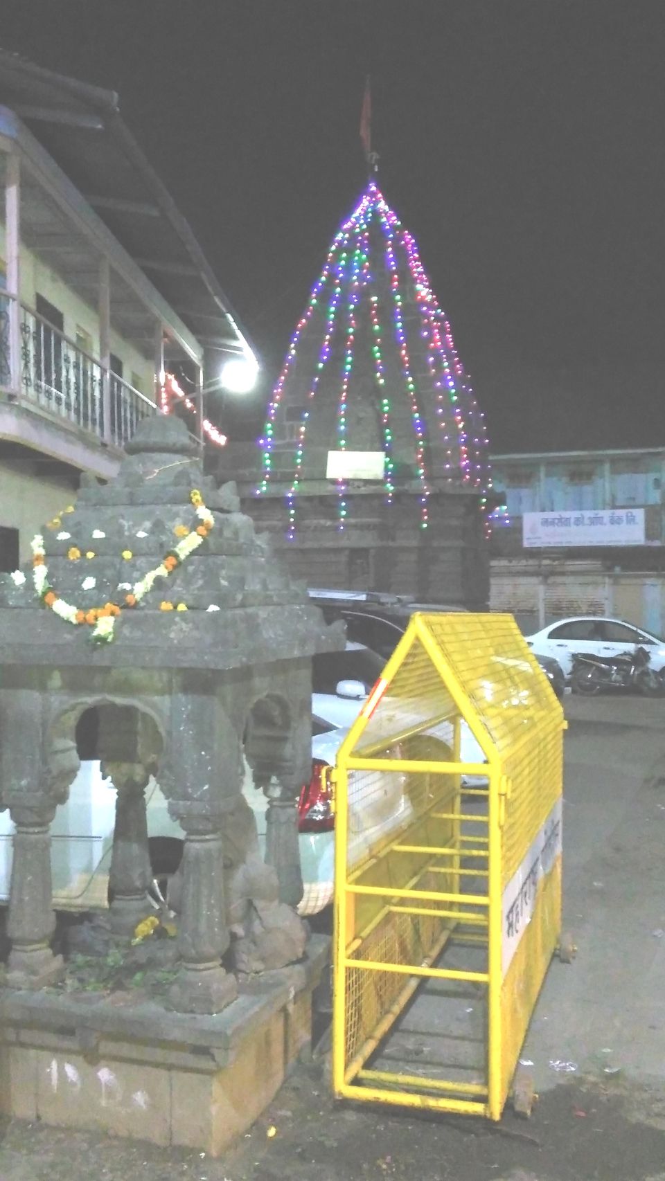 Photo of Trimbakeshwar, Nasik 2/42 by Daya Parulekar