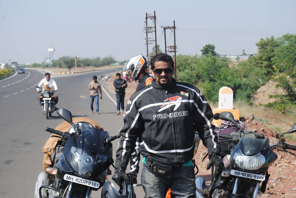 Photo of Ride to Pandharpur, Maharashtra- Vitthal Rukmini Temple 5/35 by Daya Parulekar