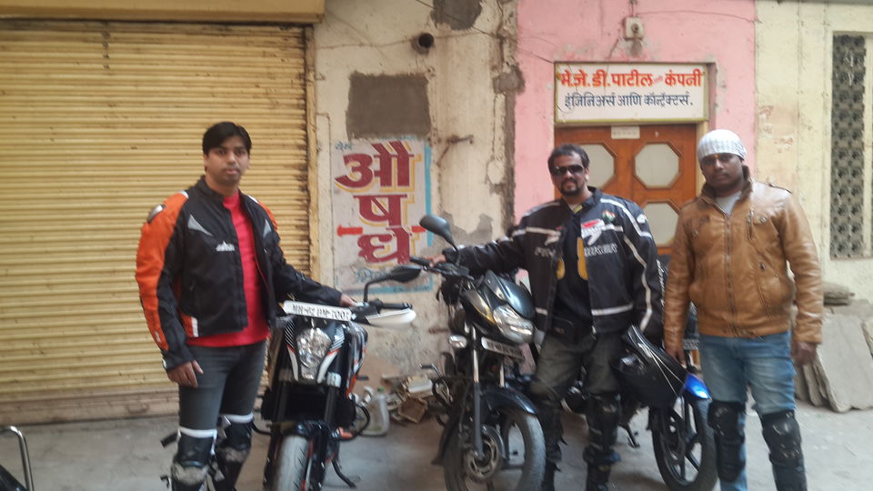 Photo of Pandharpur to Shikhar Shingnapur (Lord Shiva Temple) 1/46 by Daya Parulekar