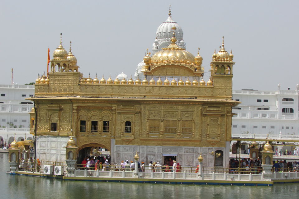Photo of Amritsar, Punjab (Golden Temple/ Wagha Border) 11/36 by Daya Parulekar