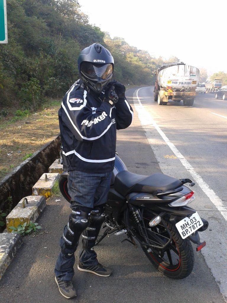 Photo of Mulshi Dam - Pune 2/32 by Daya Parulekar