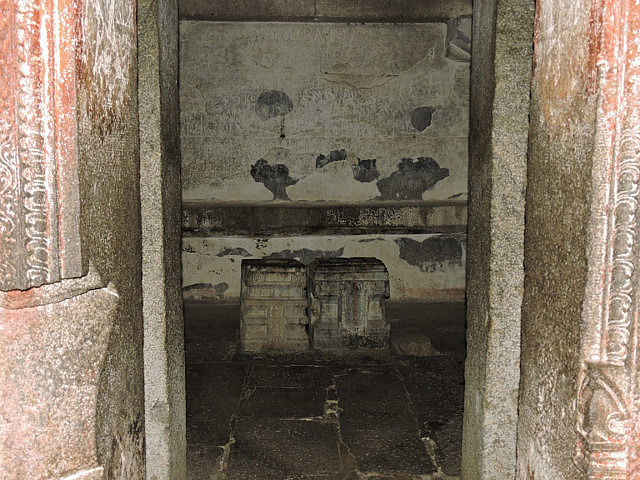 Photo of Hampi... yes, it exists! 26/37 by Rutuja Patil
