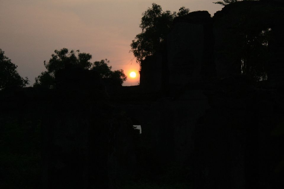 Photo of Sunset @ Alibaug beach 29/32 by _itchyfeettrips