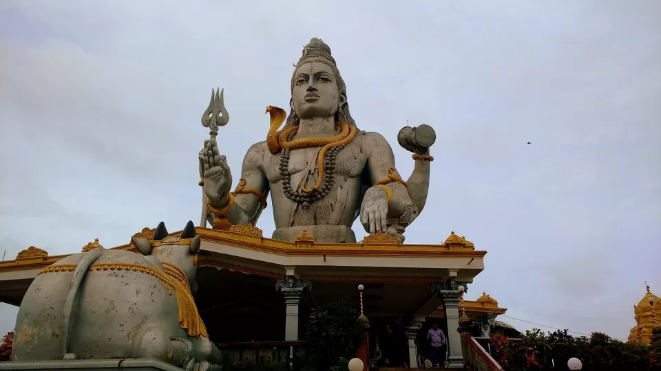 Photo of Murdeshwar Temple, Murdeshwar, Karnataka, India by _itchyfeettrips