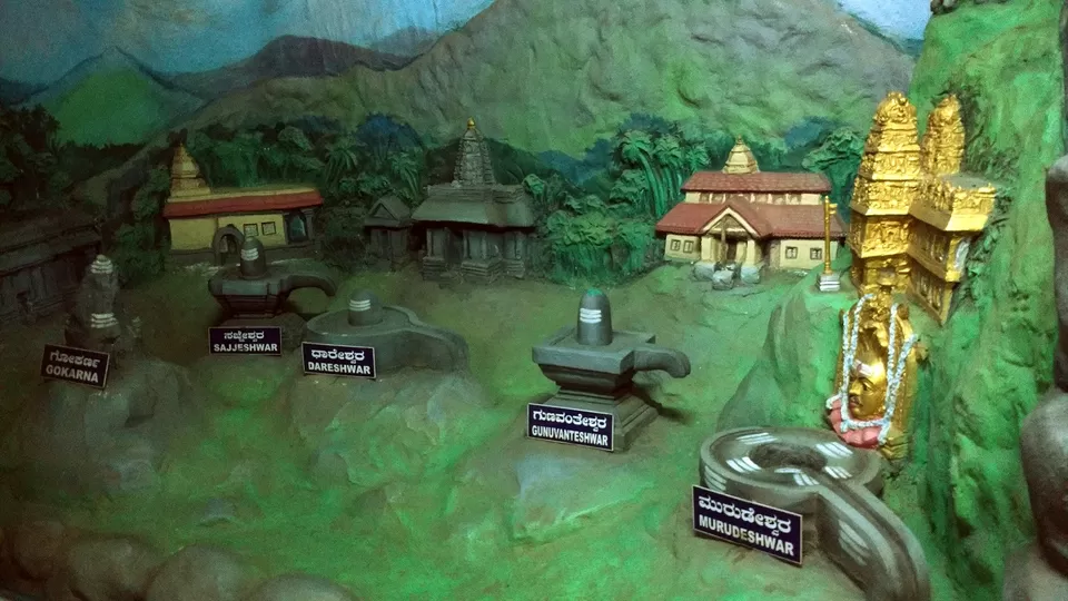 Photo of Murdeshwar Temple, Murdeshwar, Karnataka, India by _itchyfeettrips