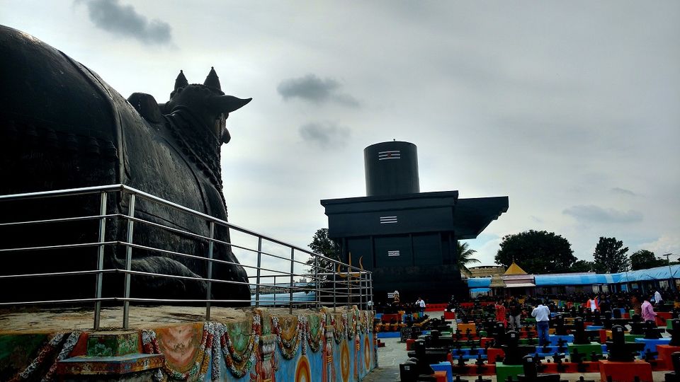 Photo of Kotilingeshwar - Temple of 10million lingas 18/23 by _itchyfeettrips