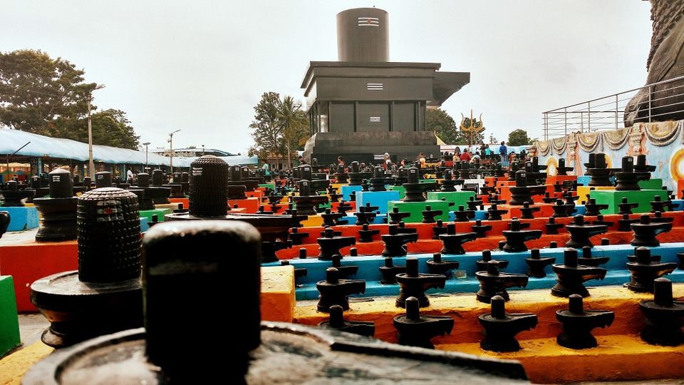 Photo of Kotilingeshwar - Temple of 10million lingas 20/23 by _itchyfeettrips
