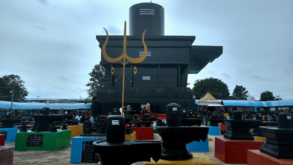 Photo of Kotilingeshwar - Temple of 10million lingas by _itchyfeettrips