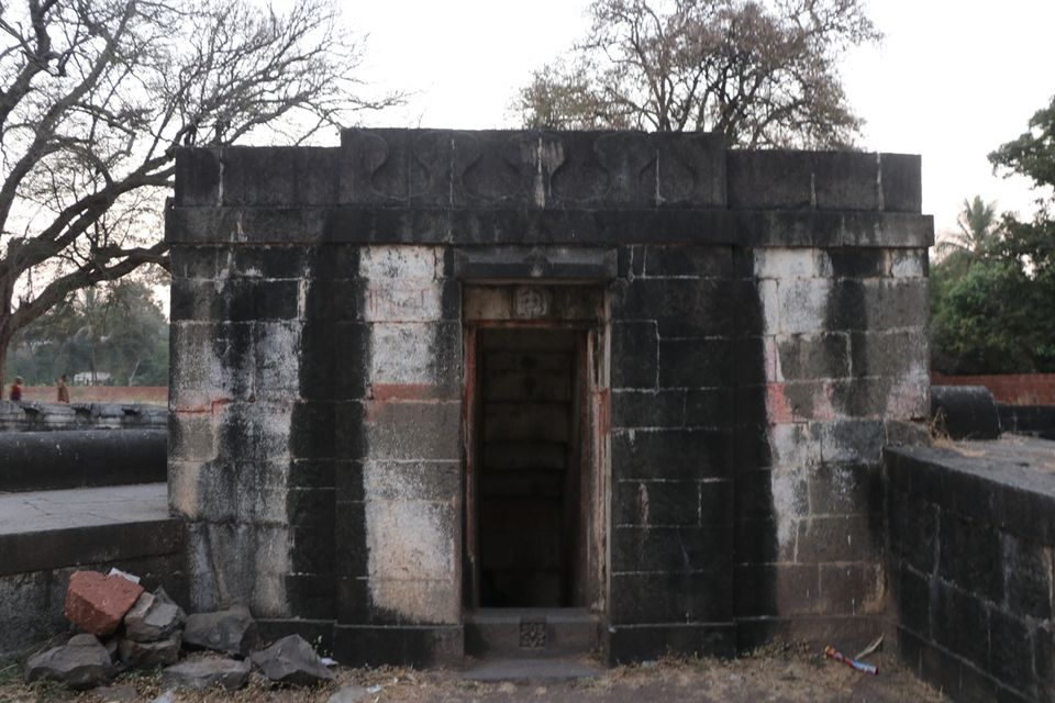 Photo of Baramotechi Vihir - Historic well and Palace 15/30 by _trippyfeettravels