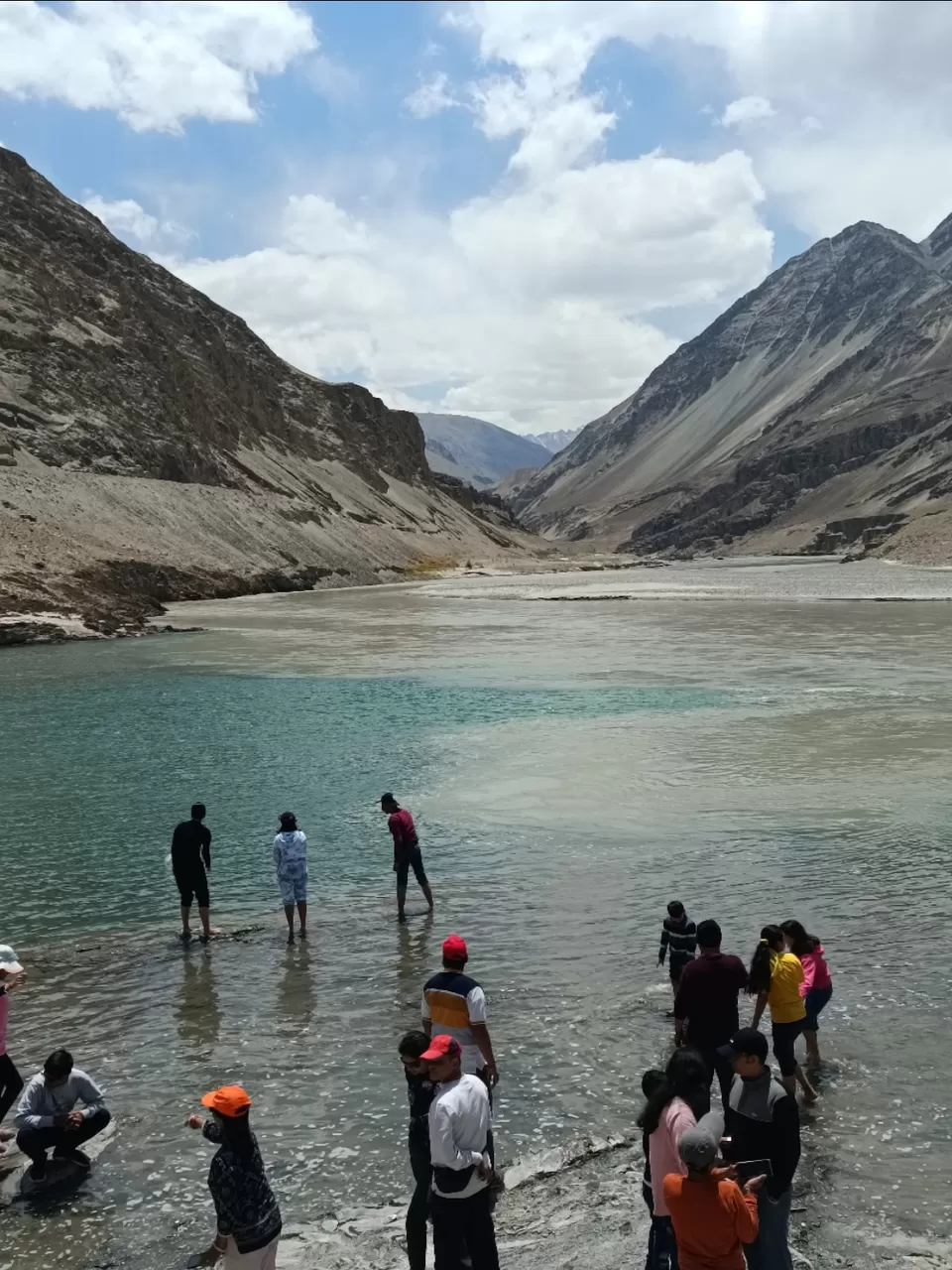 Photo of Journey to heaven of land in India (LADAKH) by Janhavi Jadhav