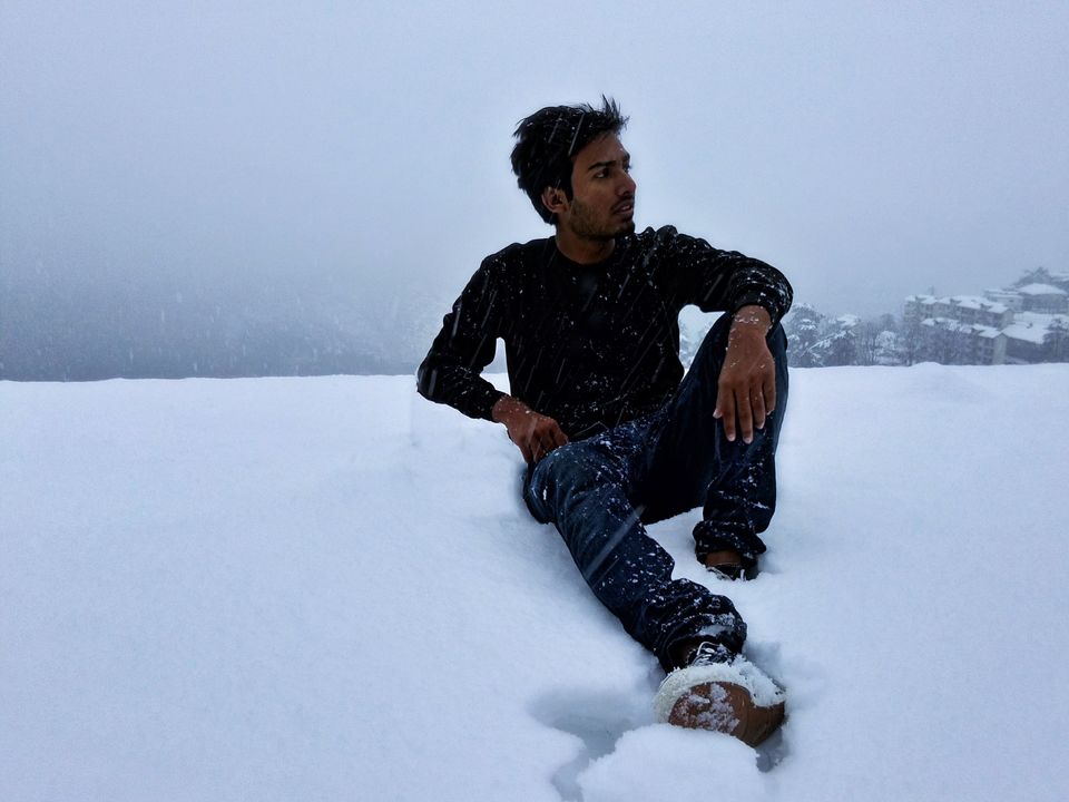 Photo of Snowing shimla.... by luckey rajaora