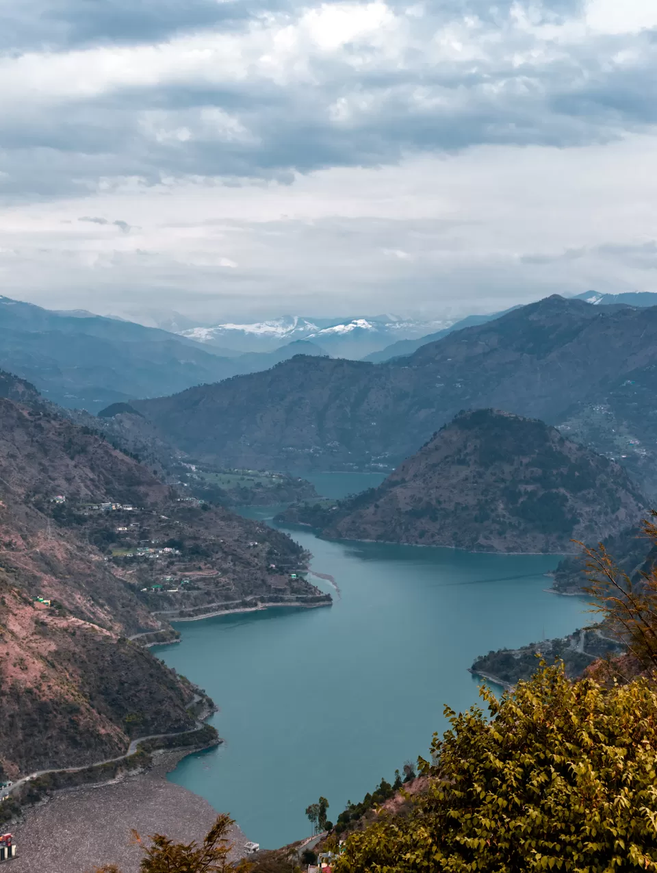 Photo of Chamera Dam, Himachal Pradesh, India by luckey rajaora
