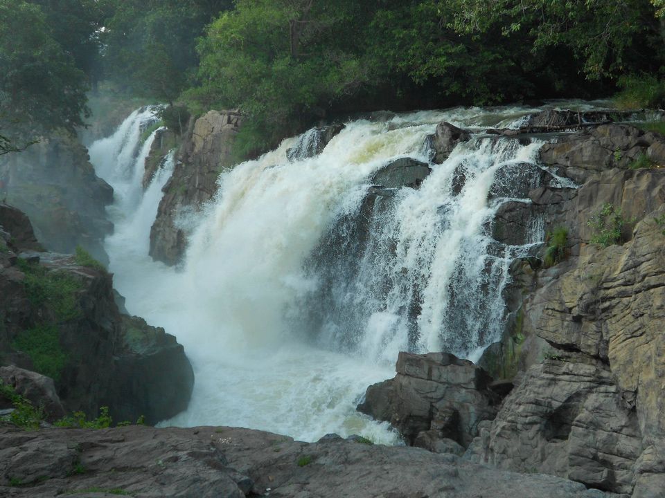 Photo of A bike Trip to Yercaud Hogenakkal by Ratul Sengupta