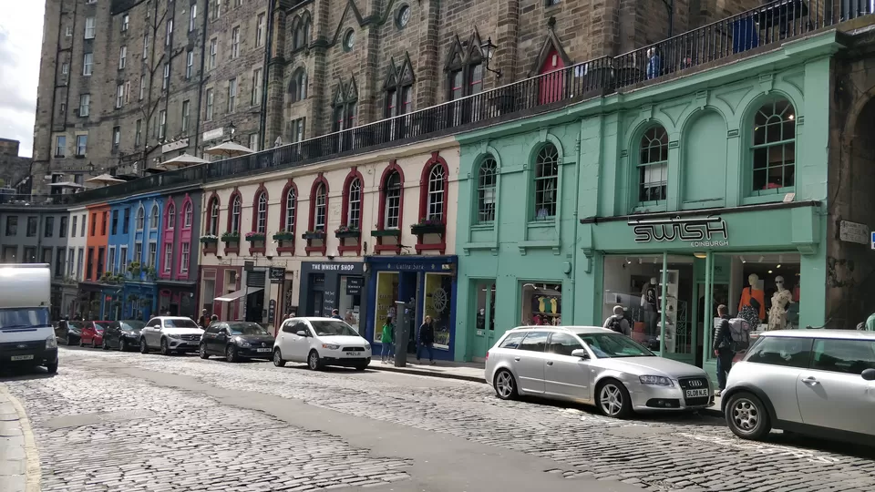 Photo of Edinburgh, UK by Deepika Trilokekar Shringarpure