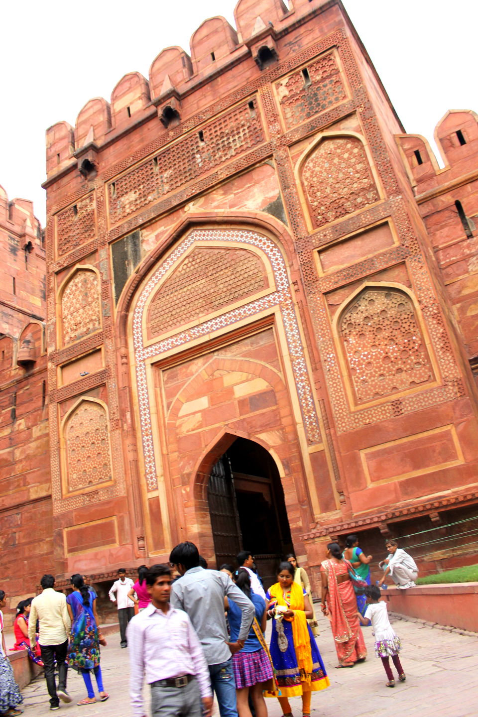 Photo of An Epitome Of Mughal Architecture -Agra Fort 2/24 by Kavita