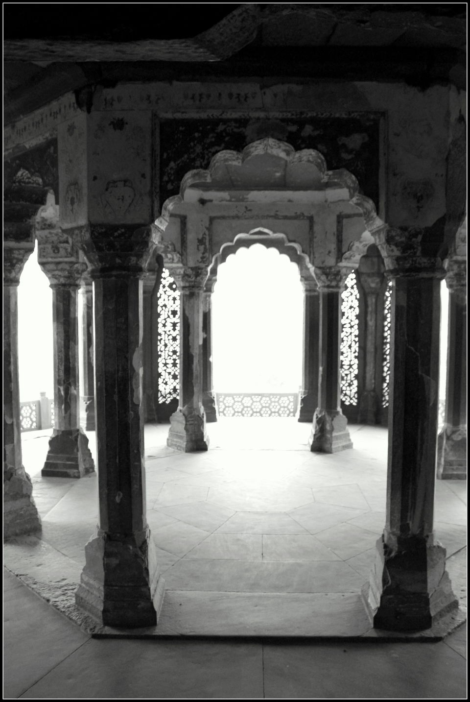 Photo of An Epitome Of Mughal Architecture -Agra Fort 14/24 by Kavita